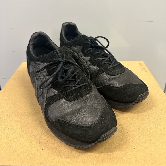 ONITSUKA TIGER ALLY DELUXE BLACK 1183A483  Men's US 8 Made In Japan - Picture 1 of 9